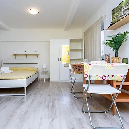 Adorno 3 - Affitti Brevi Italia Appartement Genua