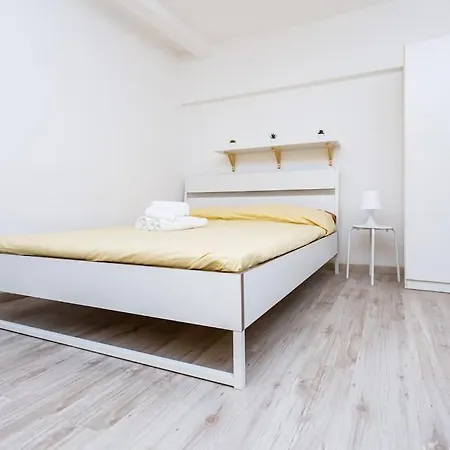 Adorno 3 - Affitti Brevi Italia *