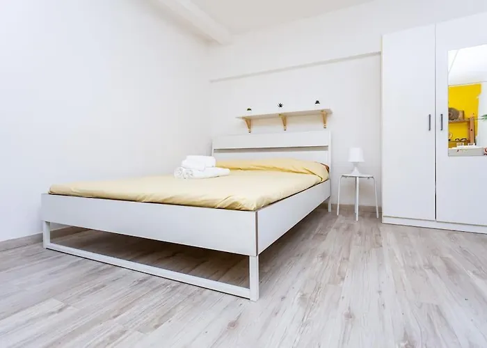 Adorno 3 - Affitti Brevi Italia *