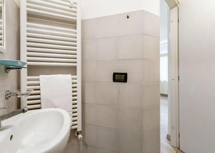 Adorno 3 - Affitti Brevi Italia *