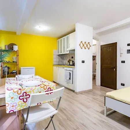 Adorno 3 - Affitti Brevi Italia Apartment