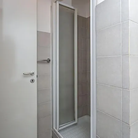 Apartment Adorno 3 - Affitti Brevi Italia